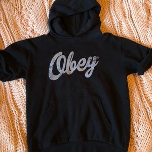 Obey short sleeve sweatshirt